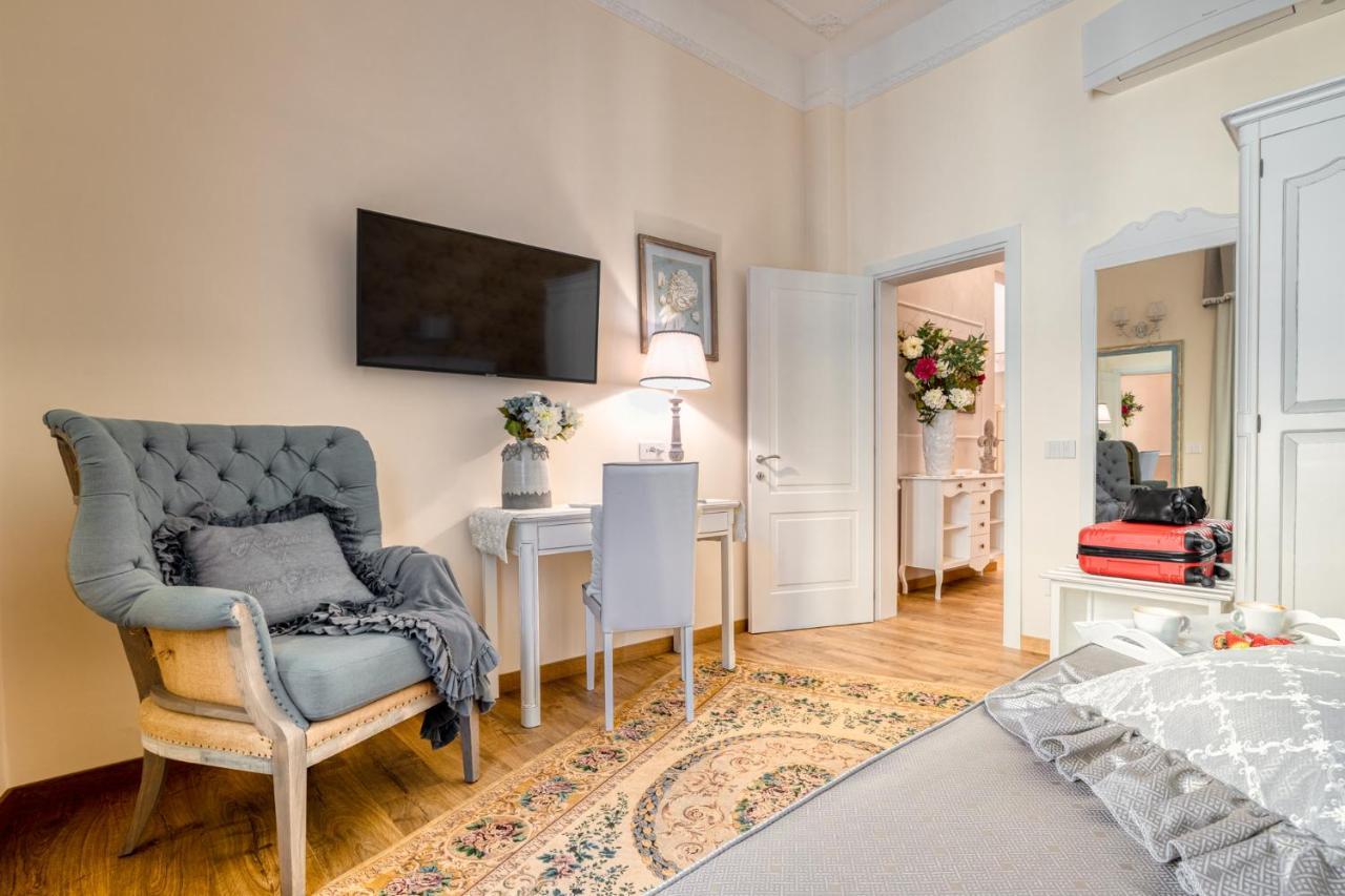 Luxury Stars In Rome - Andromeda Apartment In Colosseum Екстер'єр фото